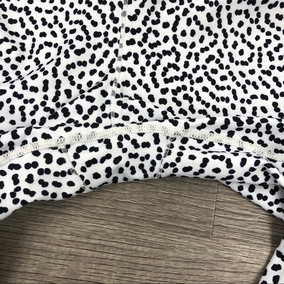 DOYOUEVEN Excel White Speckled High Waist Leggings - Picture 14 of 16